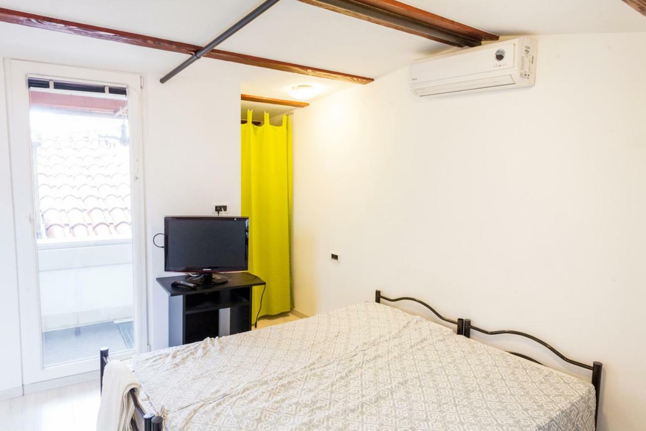 Naja'S Apartments コペル エクステリア 写真